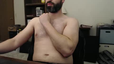 Snapshot of freeyourmind186 chatting on December 18, 11:44 pm FreeYourMind online show from December 18, 11:44 pm