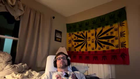 freezeskiii online show from September 15, 12:54 am