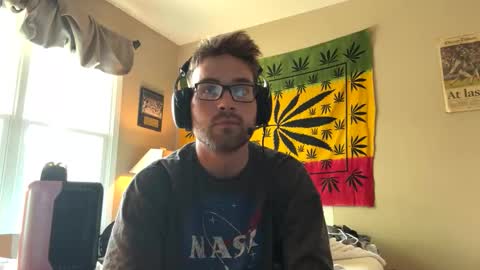 freezeskiii online show from September 22, 7:05 pm