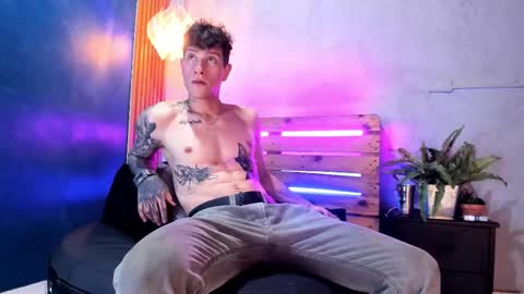 Xavier online show from January 6, 7:06 pm