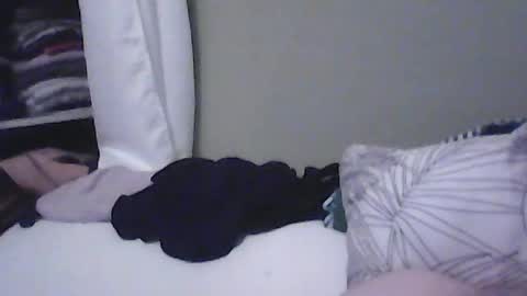 Snapshot of frencheeboy chatting on July 17, 4:56 pm frencheeboy online show from July 17, 4:56 pm
