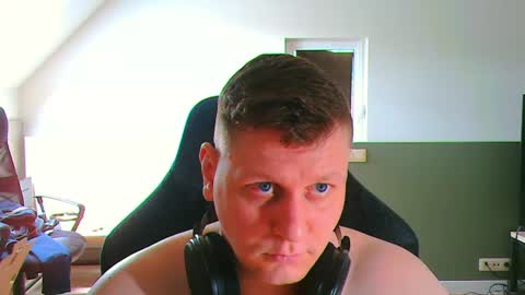 Snapshot of frenchfrieswithmayo chatting on June 13, 12:58 pm French fries online show from June 13, 12:58 pm