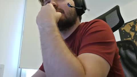 Snapshot of frenchie75000 chatting on December 18, 9:37 am frenchie75000 online show from December 18, 9:37 am