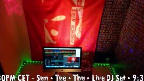 Snapshot of frenchkissdjfk chatting on November 16, 4:45 pm frenchkissdjfk online show from November 16, 4:45 pm