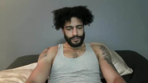 Frenchyexpress online show from October 4, 8:40 pm