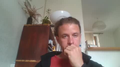 frenchyshy_ online show from April 13, 10:21 am