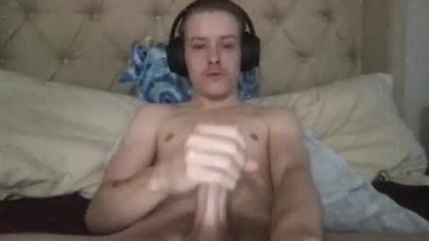 Snapshot of freshbull123 chatting on July 8, 1:59 pm Freshbull123 online show from July 8, 1:59 pm