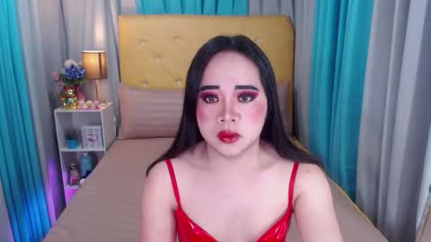 Snapshot of freshtsbigcum chatting on February 18, 9:10 am anna online show from February 18, 9:10 am