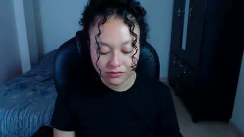 Louise  online show from October 10, 11:53 am