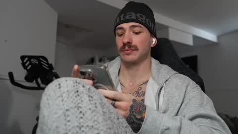 cameron online show from March 10, 7:18 pm