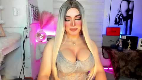 Miss Frea  online show from September 24, 1:53 am