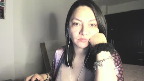 Snapshot of freya_shaik_ chatting on January 31, 4:47 am freya_shaik_ online show from January 31, 4:47 am