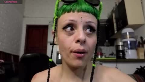 Snapshot of freyaa_sorceress chatting on October 13, 9:37 pm freyaa_sorceress online show from October 13, 9:37 pm