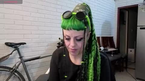 Snapshot of freyaa_sorceress chatting on October 15, 4:12 am freyaa_sorceress online show from October 15, 4:12 am