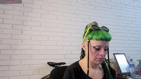 Snapshot of freyaa_sorceress chatting on October 16, 2:23 am freyaa_sorceress online show from October 16, 2:23 am