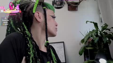 Snapshot of freyaa_sorceress chatting on October 21, 7:03 pm freyaa_sorceress online show from October 21, 7:03 pm