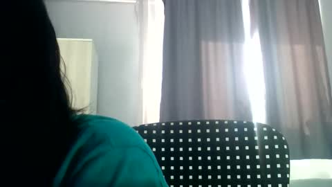 Freya online show from October 16, 8:04 am