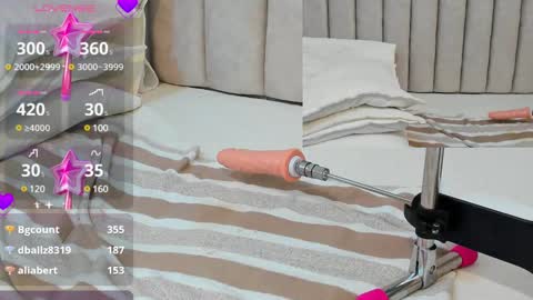 FREYA online show from February 27, 2:21 am