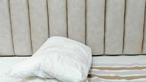 FreyaMoller  online show from March 31, 9:59 pm