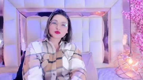 Freya Starling  online show from June 5, 12:11 pm