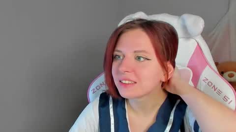 FreyaVey online show from February 7, 5:33 am