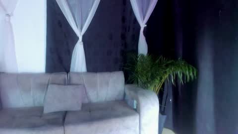 aura online show from November 16, 3:34 am