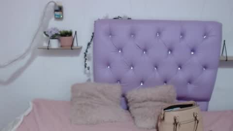 Freyja online show from October 15, 10:54 pm