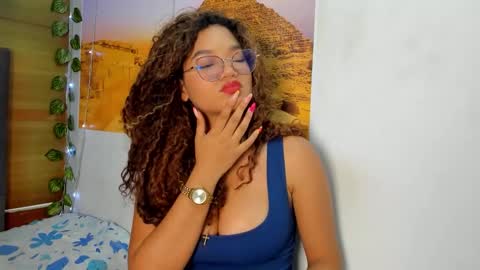 Frezzita online show from October 23, 8:07 pm