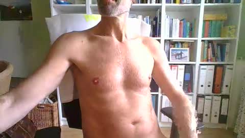 Snapshot of frisco69 chatting on March 17, 12:08 pm frisco69 online show from March 17, 12:08 pm