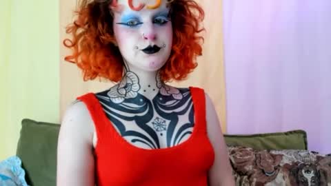 Snapshot of friskyflowers chatting on April 29, 5:52 pm cherry online show from April 29, 5:52 pm