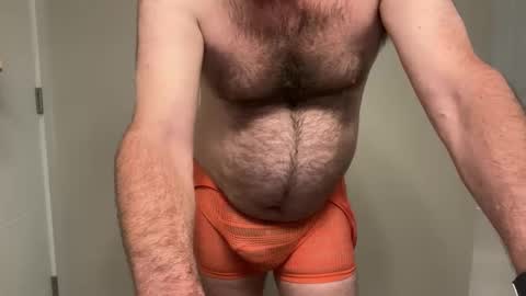 friskysimian1988 online show from May 18, 6:14 pm