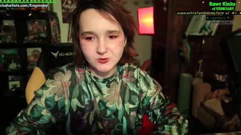 Snapshot of frogessjay chatting on February 10, 6:45 pm Jaywise Frogfoot online show from February 10, 6:45 pm