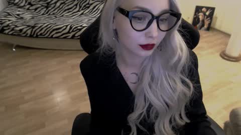Lilith online show from September 17, 11:39 pm