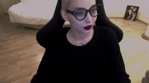 Lilith online show from October 6, 2:36 pm
