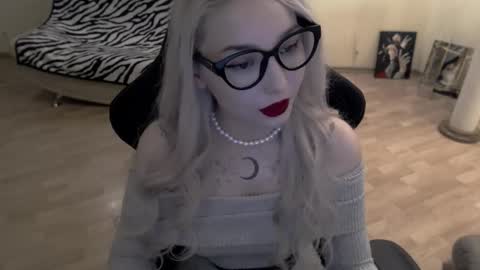 Lilith online show from October 12, 4:06 pm