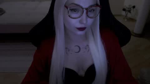 Lilith online show from March 16, 7:29 pm