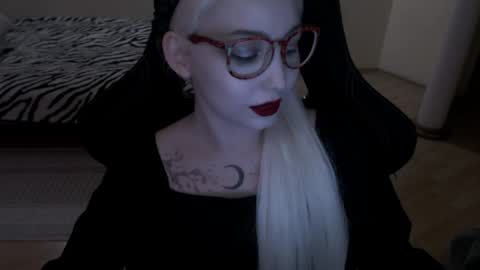 Lilith online show from April 30, 9:30 pm