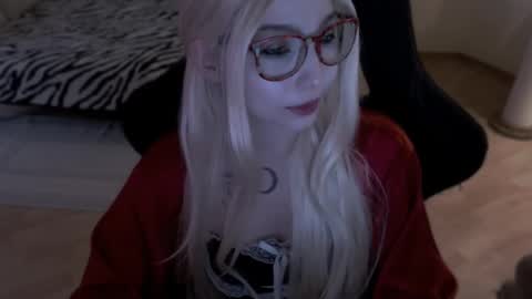 Lilith online show from May 8, 7:46 am