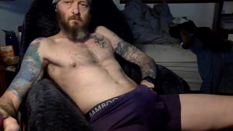 Snapshot of froski666 chatting on February 21, 2:18 pm froski666 online show from February 21, 2:18 pm