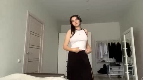 Emily online show from October 5, 7:17 am