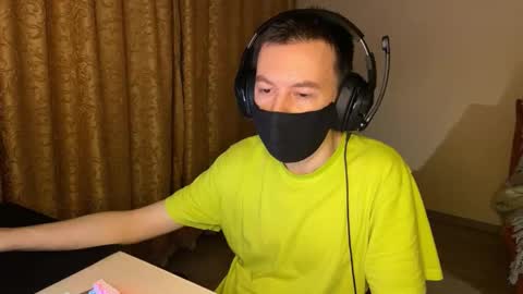 froztai online show from December 4, 7:44 pm