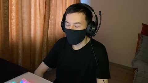 froztai online show from December 23, 6:44 am