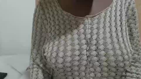 fruity28 online show from December 3, 5:37 am