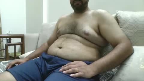 Snapshot of fruti_loops chatting on February 2, 6:20 pm fruti loops Bull online show from February 2, 6:20 pm