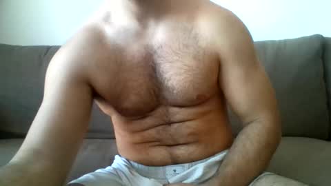 Snapshot of frvench chatting on May 11, 12:00 pm frvench online show from May 11, 12:00 pm