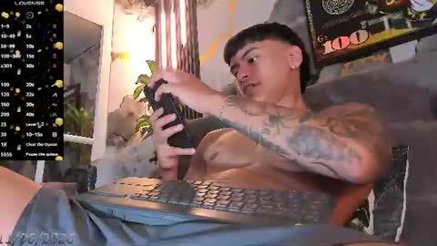 Snapshot of ftm_xxxperiencie chatting on June 12, 1:15 am DEMONAELXX NEW ACCOUNT online show from June 12, 1:15 am