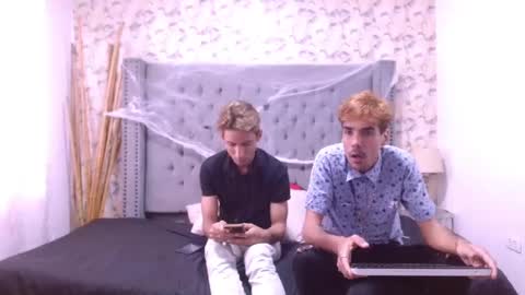 fuck_seduction online show from October 24, 6:37 pm