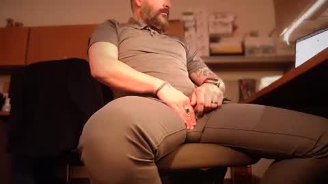 fuckadilf online show from December 9, 4:47 pm