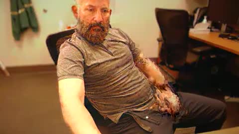 fuckadilf online show from December 20, 3:31 pm