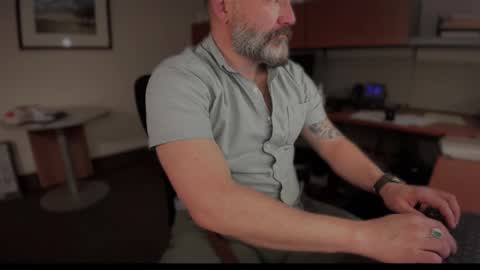 fuckadilf online show from February 21, 4:05 pm